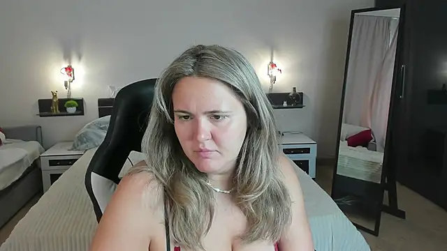 LilyBel online show from 07.15.26