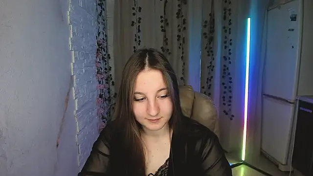 EvaxCharm online show from 02.20.26