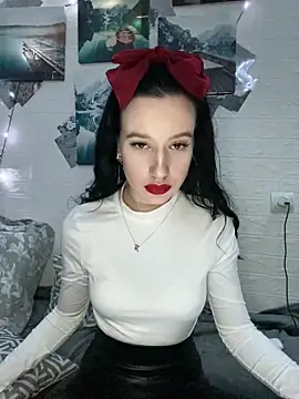 Snapshot of Carolina_G0lden chatting on 03.06.26 Carolina G0lden online show from 03.06.26