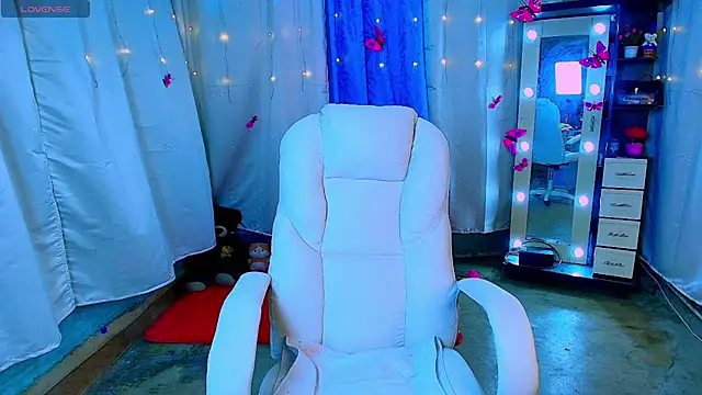 DanielaLati online show from 06.14.26