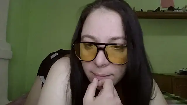 MillaSourety online show from 02.05.26