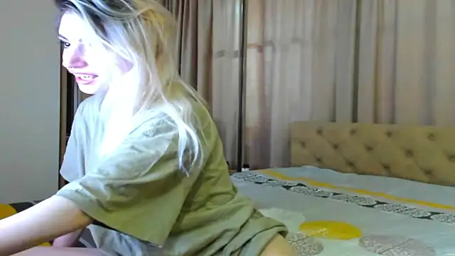 Lesyalisss online show from 04.26.26