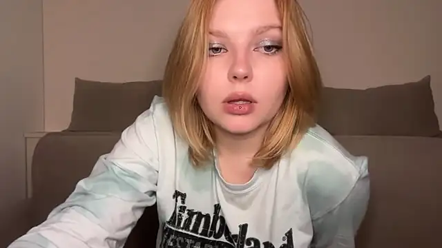 Ophelia Ritz online show from 04.29.26