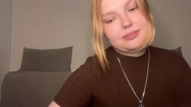 Ophelia Ritz online show from 05.07.26