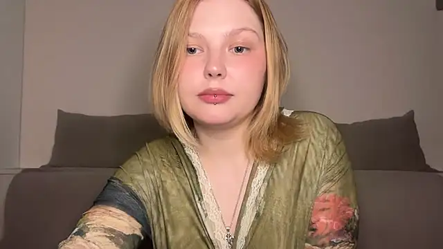Ophelia Ritz online show from 05.13.26