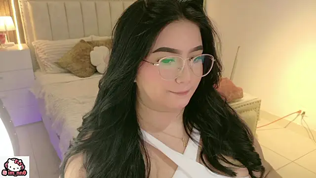 ninna sweet online show from 04.30.26