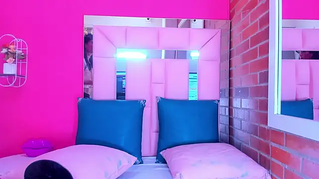 Baby doll XOXO online show from 02.15.26