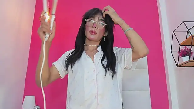 Baby doll XOXO online show from 03.18.26