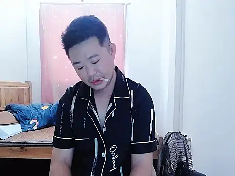 wwwhh777 online show from 04.12.26