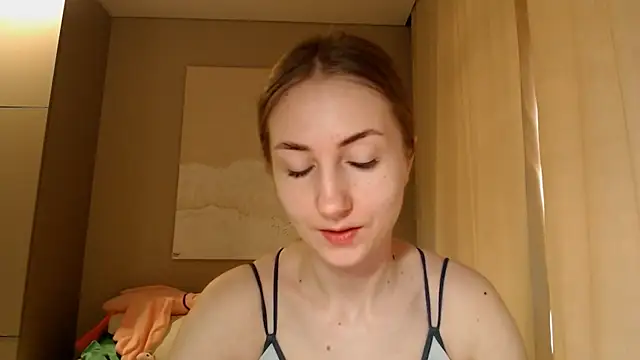 BluueSilk online show from 01.27.25