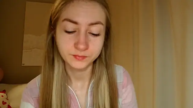 BluueSilk online show from 03.13.25