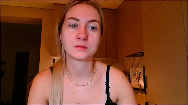 BluueSilk online show from 12.22.25