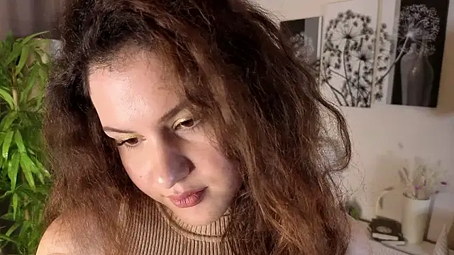 Lili Torin online show from 02.15.26