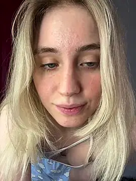LovelyMiu online show from 04.30.26