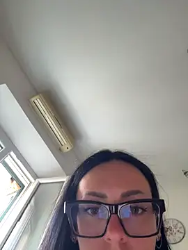 Snapshot of alibi_room chatting on 05.22.26 alibi room online show from 05.22.26