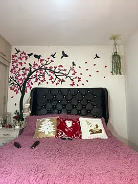 vicky ney online show from 12.14.24