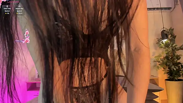 IsabellaSweet   online show from 04.30.26