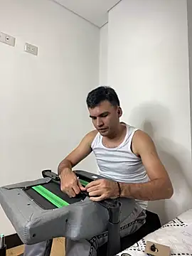 Snapshot of HAMILTONG12 chatting on 02.16.26 HAMILTONG12 online show from 02.16.26