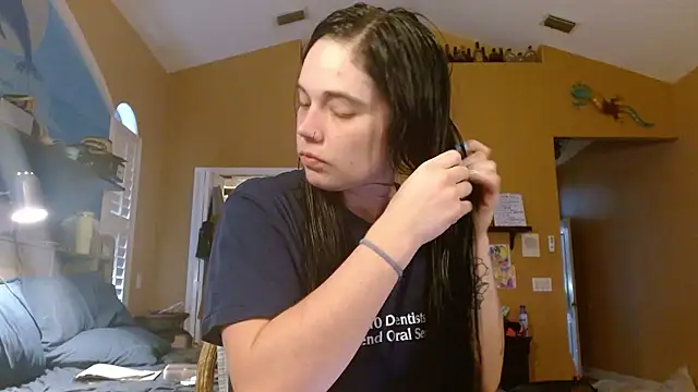 ahungkittykat online show from 04.06.26