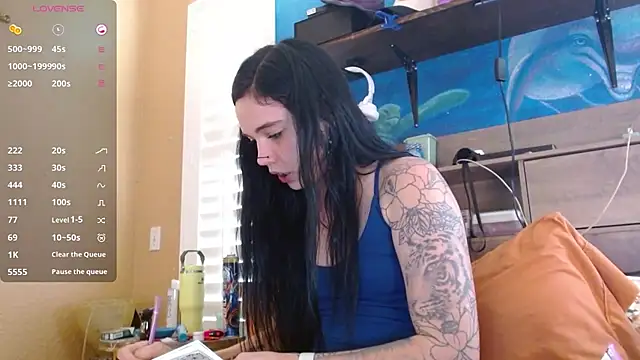 ahungkittykat online show from 04.21.26