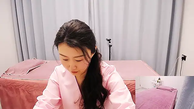 Snapshot of anne2026 chatting on 03.16.26 anne2026 online show from 03.16.26