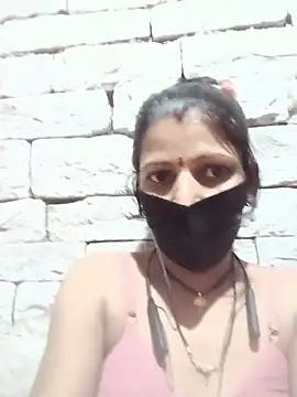 Snapshot of Divya-11431 chatting on 07.19.26 Divya-11431 online show from 07.19.26