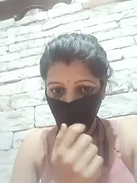 Snapshot of Divya-11431 chatting on 07.23.26 Divya-11431 online show from 07.23.26