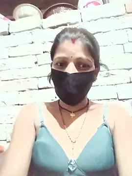 Snapshot of Divya-11431 chatting on 07.28.26 Divya-11431 online show from 07.28.26