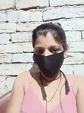Snapshot of Divya-11431 chatting on 07.30.26 Divya-11431 online show from 07.30.26