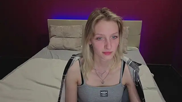 Akiro Kim7 online show from 02.04.26