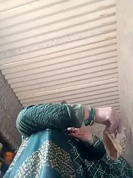 Snapshot of Lucky_couple-1 chatting on 03.08.26 Lucky couple-1 online show from 03.08.26