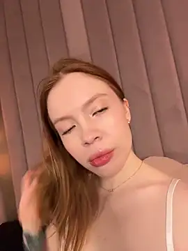 Lily Dalton online show from 03.12.26