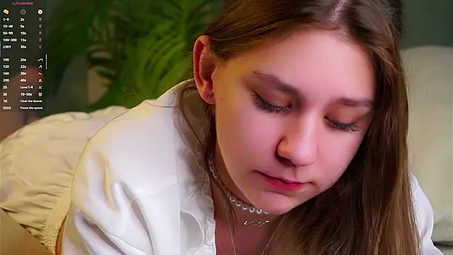 ShantellAngulo online show from 02.17.26