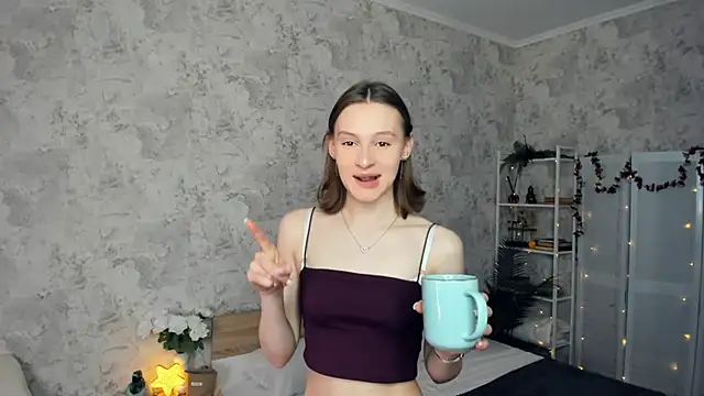 LianneBynon online show from 05.03.26