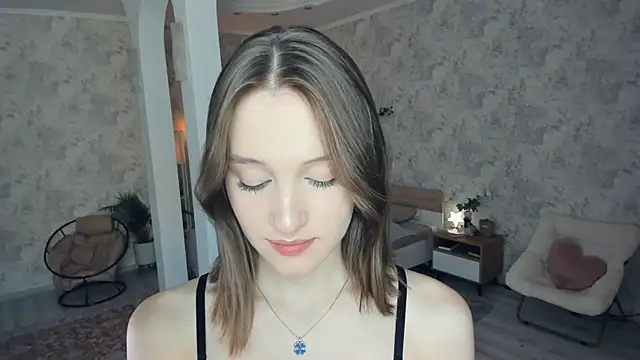 LianneBynon online show from 06.19.26