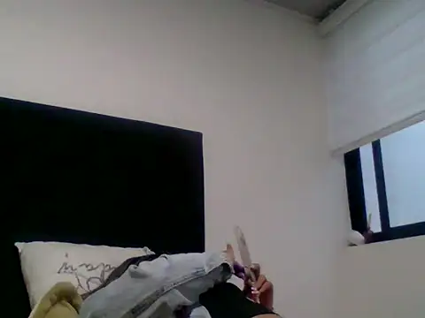 Ambar Cortes online show from 02.18.26