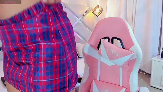 karlaa megan online show from 02.17.26