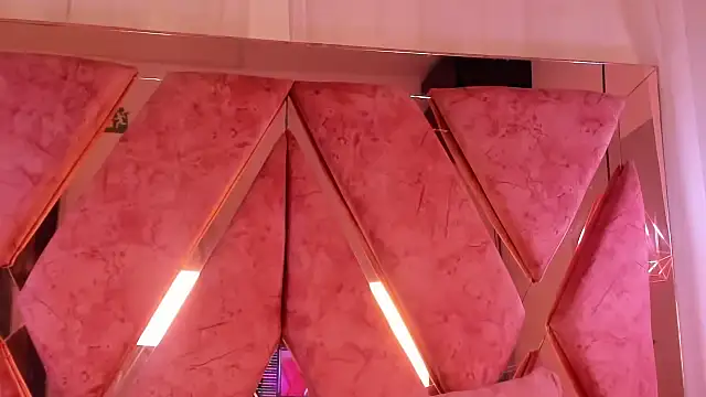 shantal cooper  online show from 03.11.26