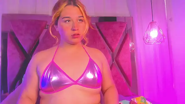 shantal cooper  online show from 03.17.26