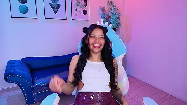 Maddie T18 online show from 06.10.26
