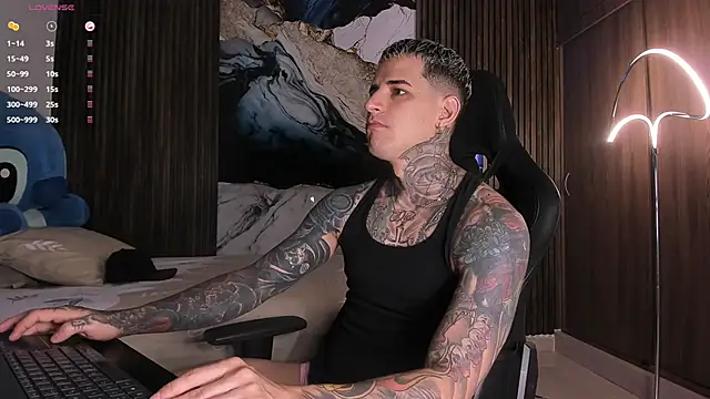 trisstann  online show from 02.17.26