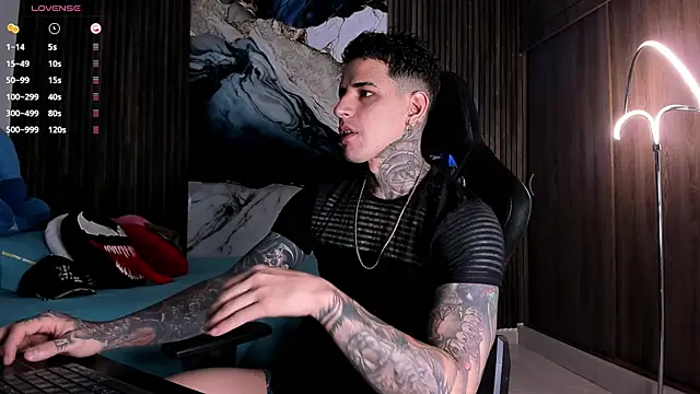 trisstann  online show from 04.21.26