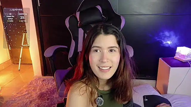 emicute  online show from 02.03.26