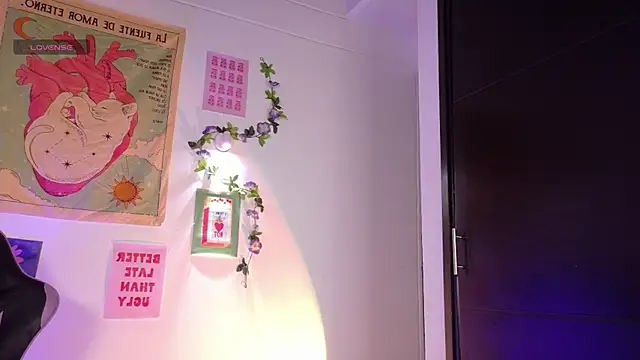 emicute  online show from 03.17.26