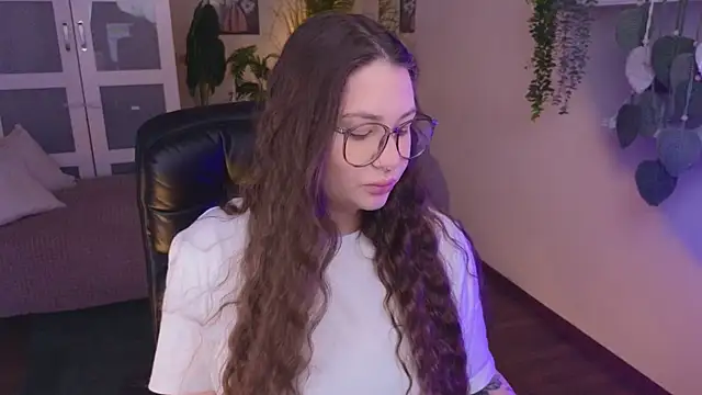 Snapshot of vanessaparadiza chatting on 05.16.26 vanessaparadiza online show from 05.16.26