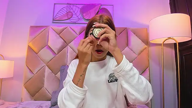 Thalya Adams online show from 03.15.26