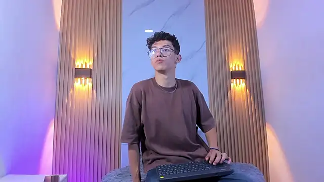 Christopher Hunter online show from 03.15.26