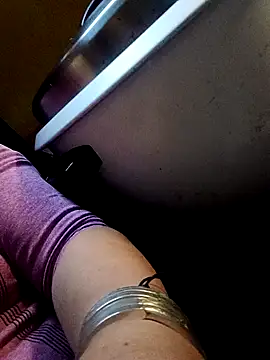 quynhbupbe11 online show from 03.13.26