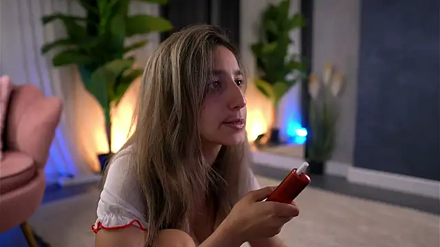 JullyFox online show from 06.05.26