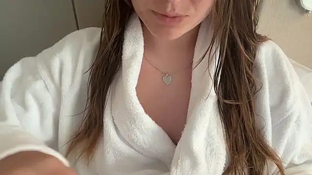 Lucyschickt online show from 07.27.26